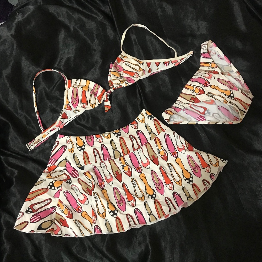Small fashionista shoes bikini